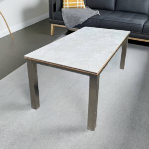 Esstisch, Outdoor Garten oder Terrassentisch mit Feinsteinzeugplatte
